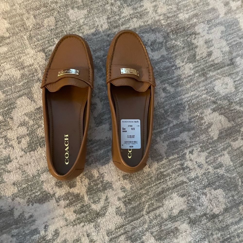 Coach loafers size 10. NWOB. Tan.